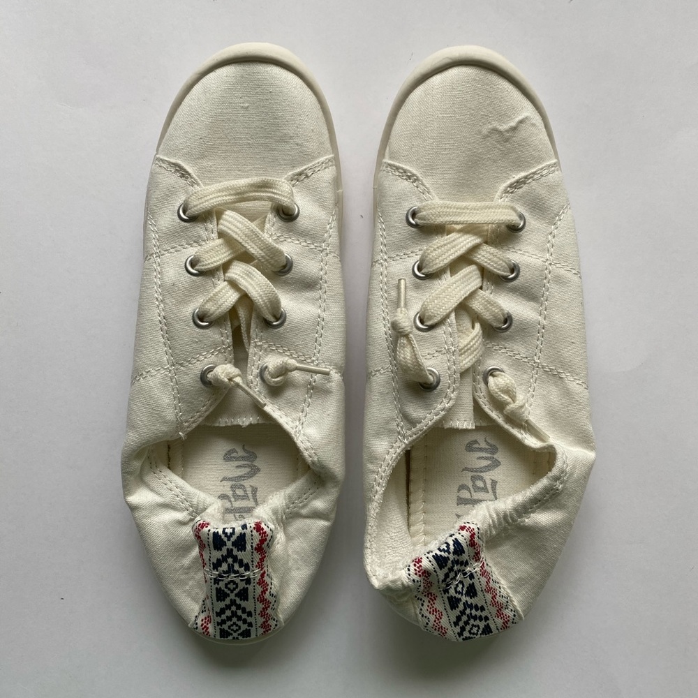 👟 Mad Love Lennie Lace Up Canvas Sneakers